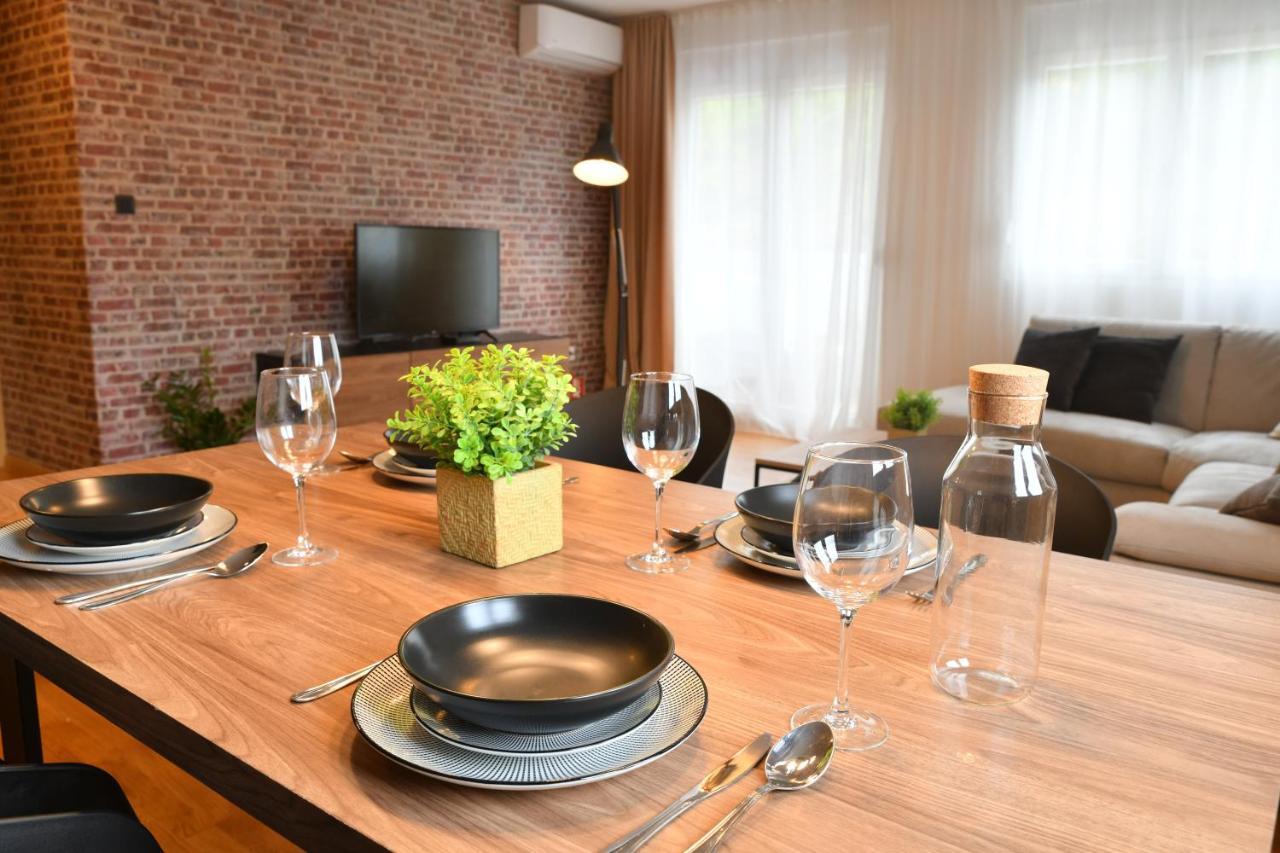 Apartments At Ljubovic Hill Park Подгорица Екстериор снимка