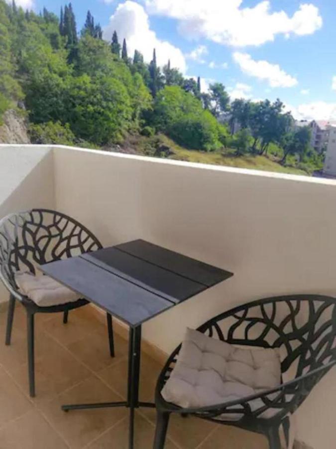 Apartments At Ljubovic Hill Park Подгорица Екстериор снимка